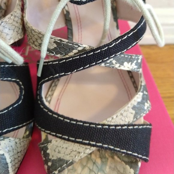 Plenty by Tracy Reese "Annie" Leather and Canvas Sandals - Size 38 (US 8) - Picture 3 of 12